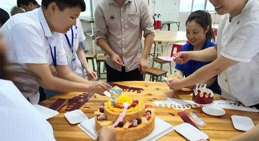 生日關(guān)懷，龍德有愛(ài)